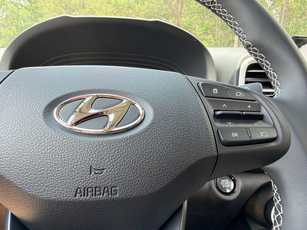 New 2026 Gray HYUNDAI SEL w/Two-Tone Roof image 29