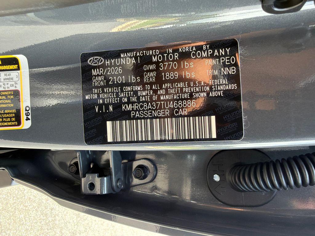 New 2026 Gray HYUNDAI SEL w/Two-Tone Roof image 32