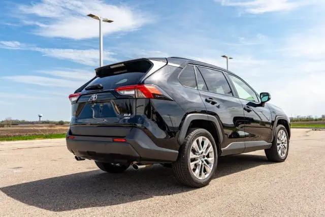 2021 Toyota RAV4 XLE Premium