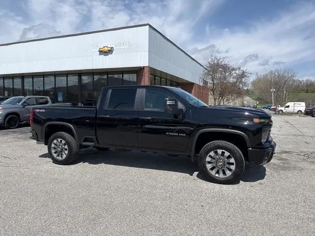 2026 Chevrolet Silverado 2500HD Crew Cab, Standard Bed, WT, 4WD