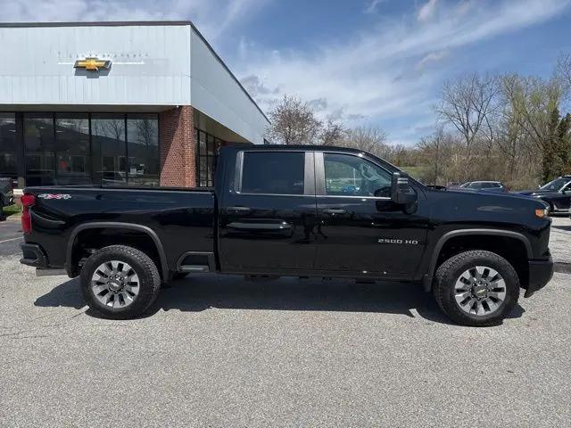 2026 Chevrolet Silverado 2500HD Crew Cab, Standard Bed, WT, 4WD