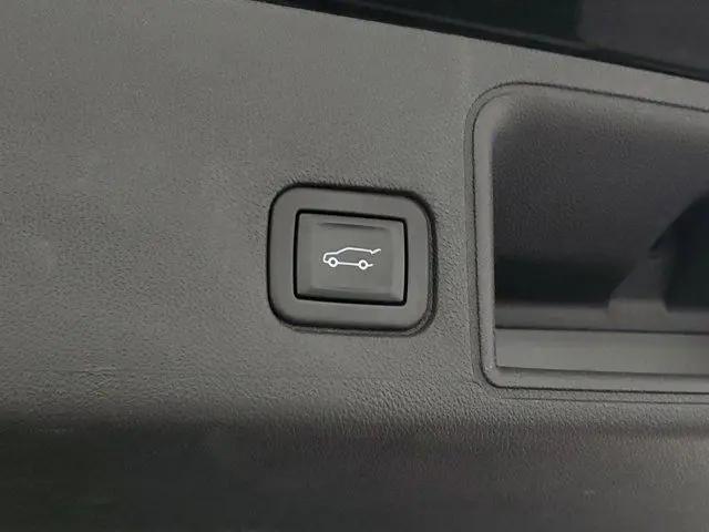 2023 GMC Terrain FWD SLT