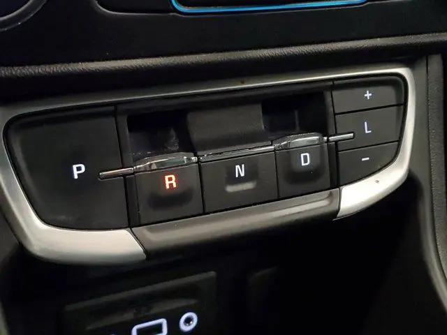 2023 GMC Terrain FWD SLT