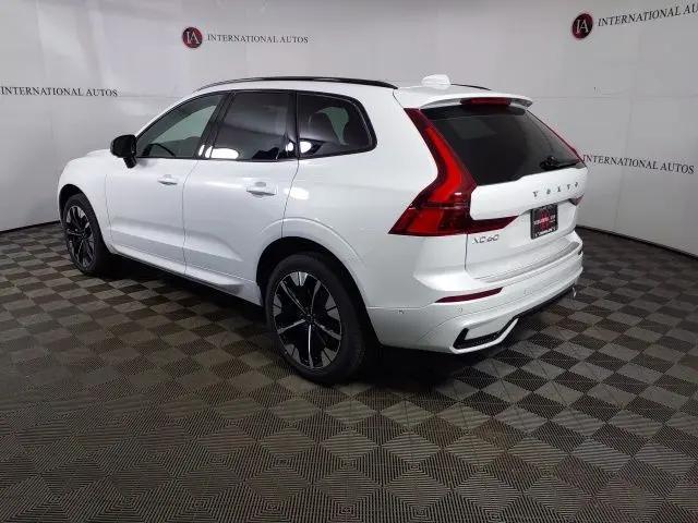 2026 Volvo XC60 B5 Plus