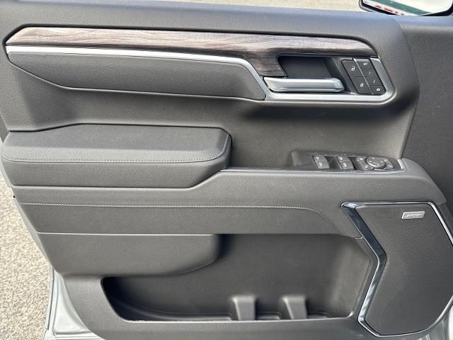 2026 Chevrolet Silverado 1500 4WD Crew Cab Short Bed LTZ