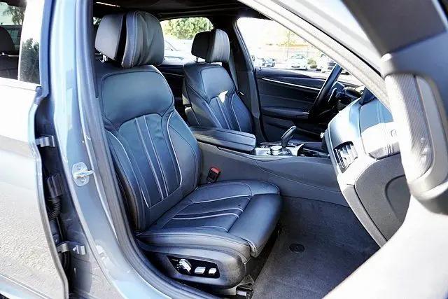 2023 BMW M5 i xDrive