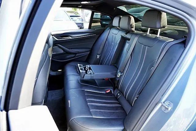 2023 BMW M5 i xDrive
