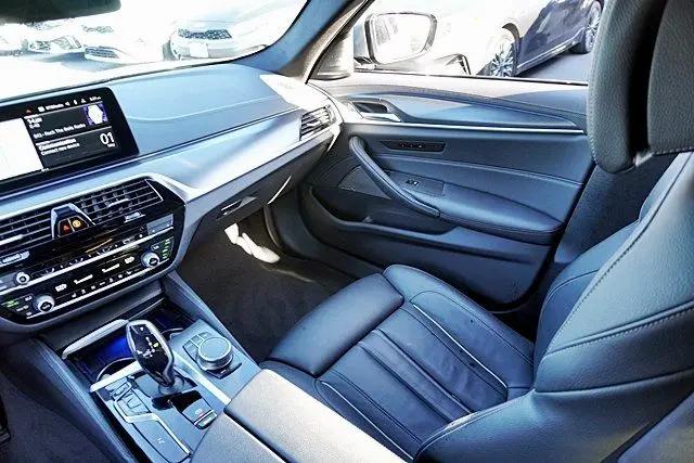 2023 BMW M5 i xDrive