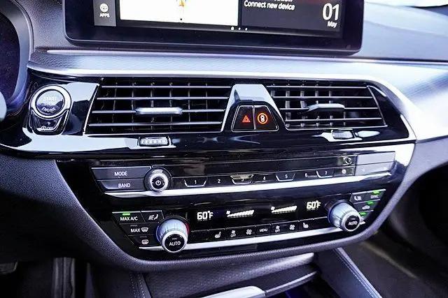 2023 BMW M5 i xDrive