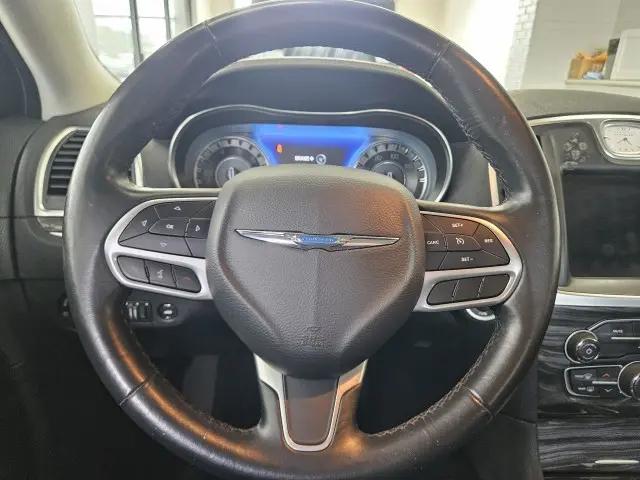 2019 Chrysler 300 Touring