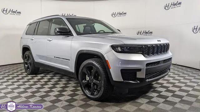 2023 Jeep Grand Cherokee L Altitude 4x4 for sale in Abilene, KS