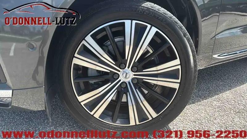 2022 Volvo XC60 B6 Inscription