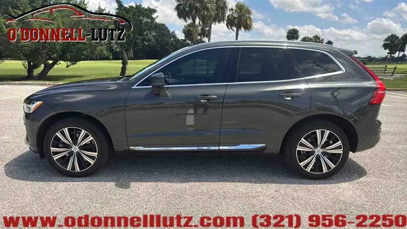 2022 Volvo XC60 B6 Inscription
