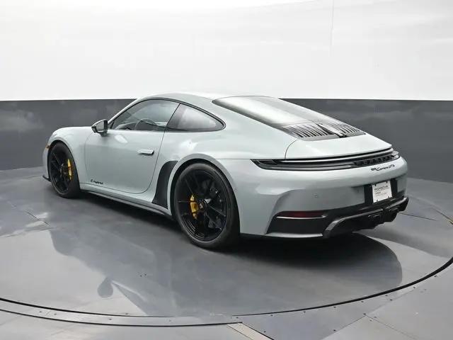2025 Porsche 911 Carrera GTS