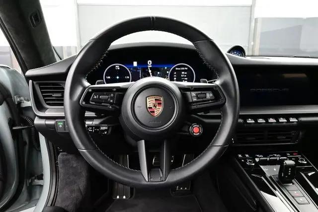 2025 Porsche 911 Carrera GTS