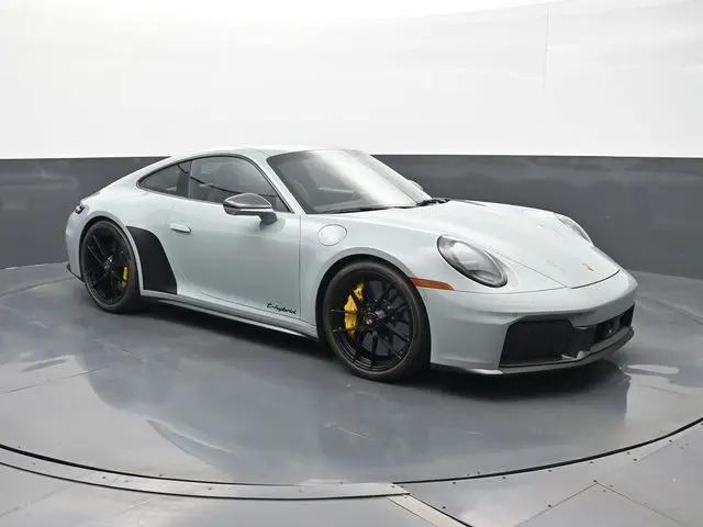 2025 Porsche 911 Carrera GTS