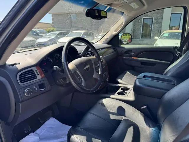 2012 Chevrolet Suburban LS