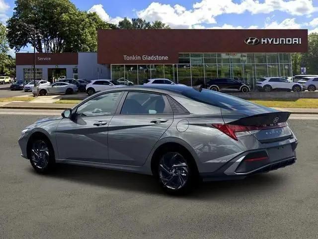 2026 Hyundai Elantra Hybrid SEL Sport