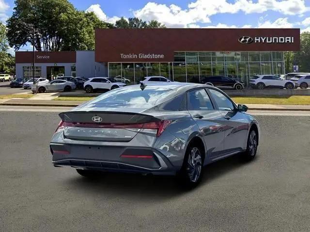 2026 Hyundai Elantra Hybrid SEL Sport