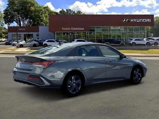 2026 Hyundai Elantra Hybrid SEL Sport