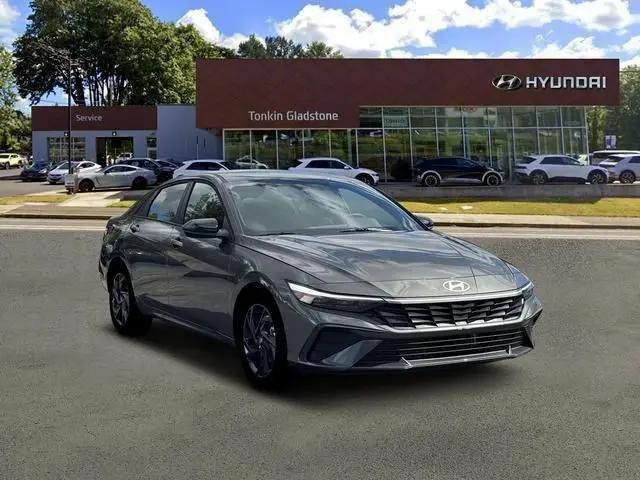 2026 Hyundai Elantra Hybrid SEL Sport