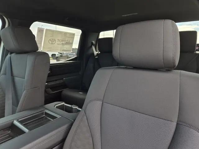 2026 Toyota Tundra SR5 CrewMax 5.5' Bed