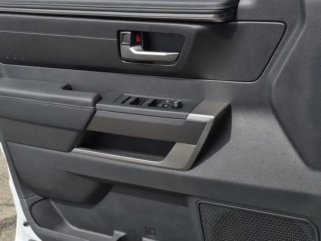 2026 Toyota Tundra SR5 CrewMax 5.5' Bed