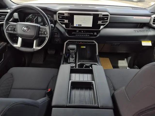 2026 Toyota Tundra SR5 CrewMax 5.5' Bed