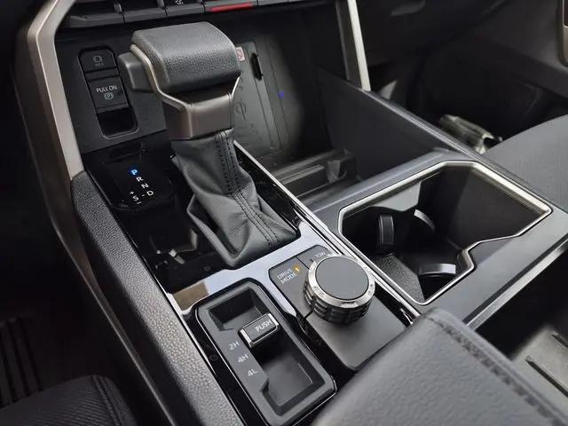 2026 Toyota Tundra SR5 CrewMax 5.5' Bed