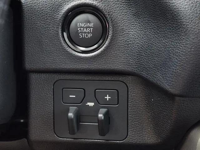 2026 Toyota Tundra SR5 CrewMax 5.5' Bed