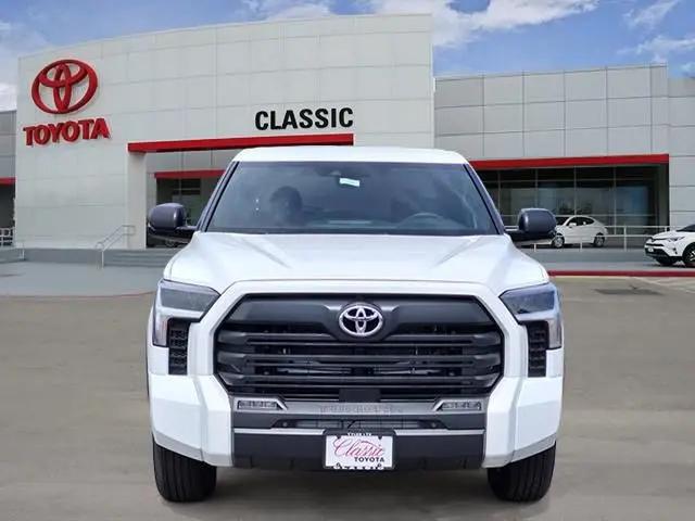 2026 Toyota Tundra SR5 CrewMax 5.5' Bed