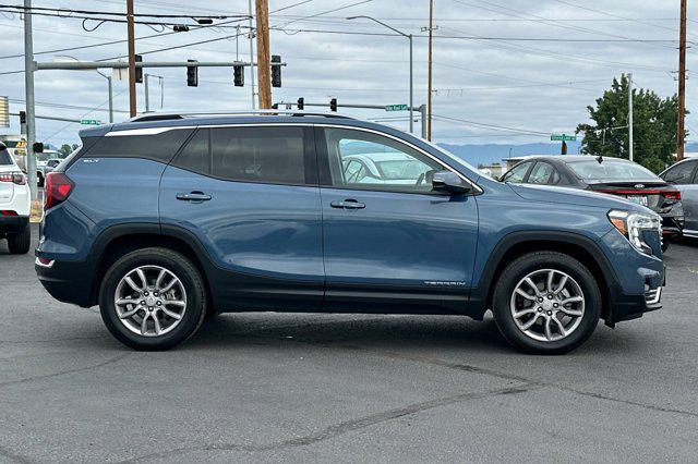 2024 GMC Terrain AWD SLT