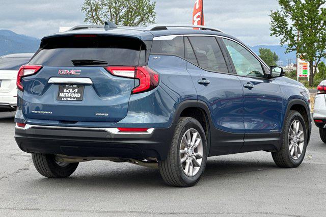 2024 GMC Terrain AWD SLT