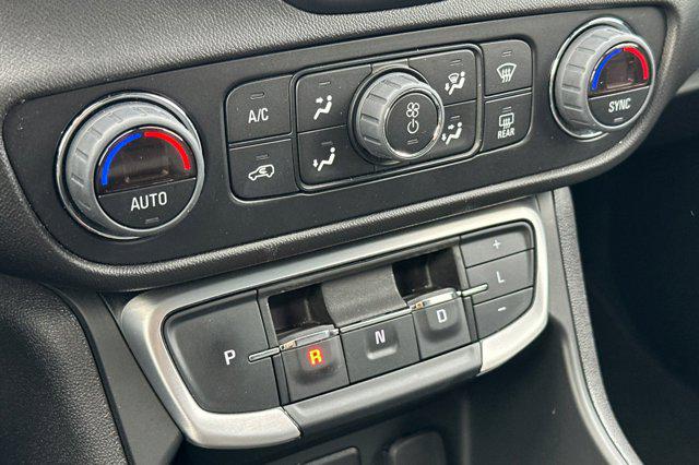 2024 GMC Terrain AWD SLT