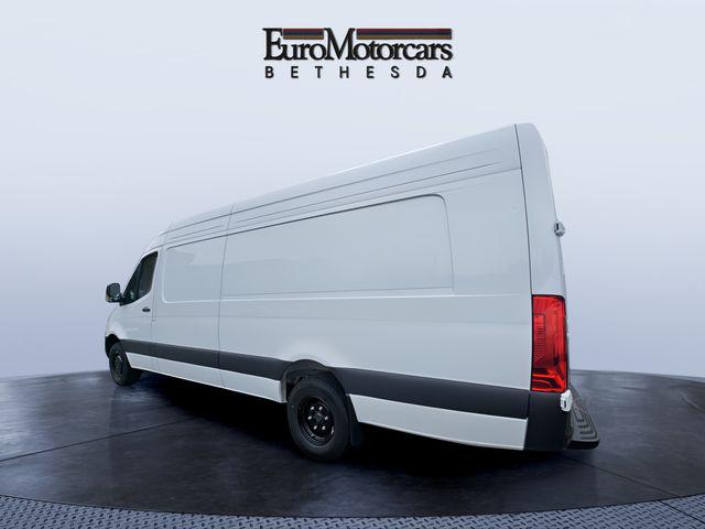 2026 Mercedes-Benz Sprinter 3500 Cargo 170 WB