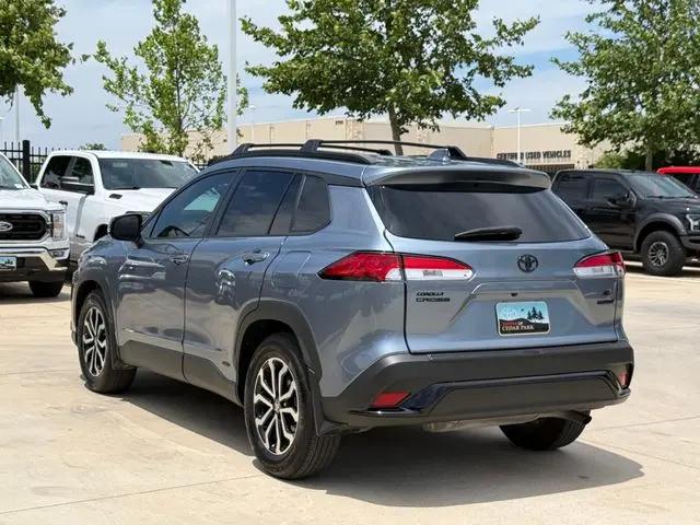 2024 Toyota Corolla Cross Hybrid SE
