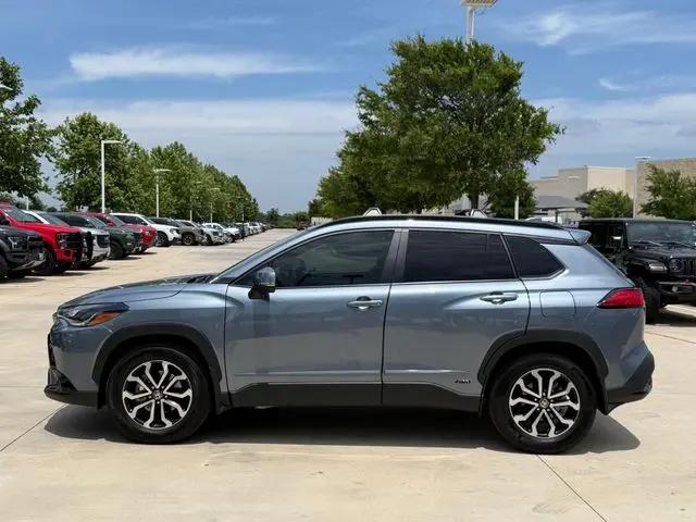 2024 Toyota Corolla Cross Hybrid SE