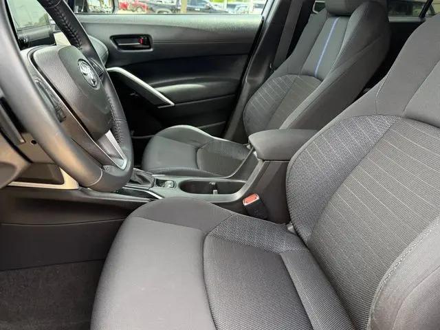 2024 Toyota Corolla Cross Hybrid SE