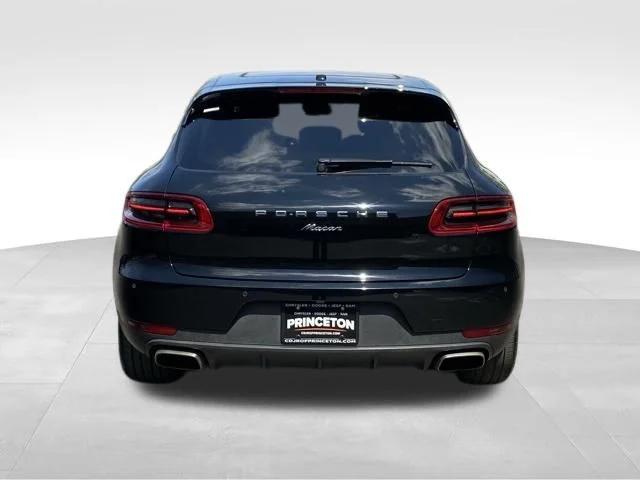 2017 Porsche Macan Base