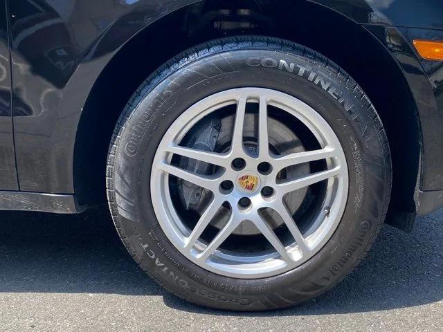 2017 Porsche Macan Base