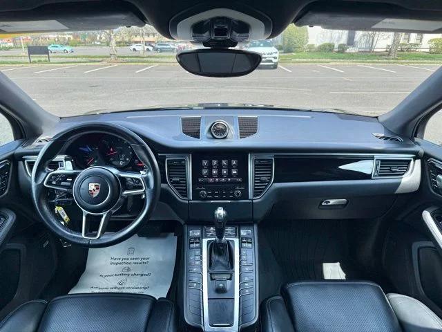 2017 Porsche Macan Base