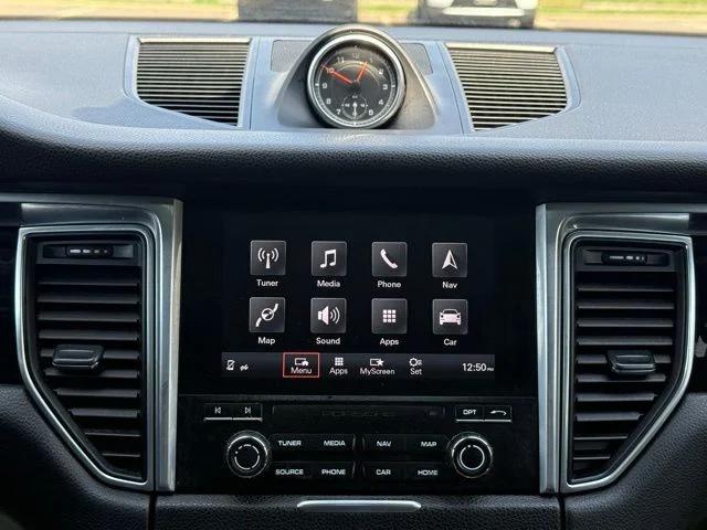 2017 Porsche Macan Base