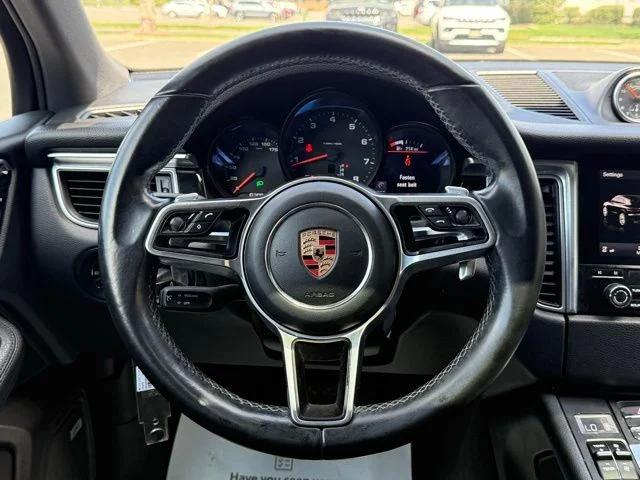 2017 Porsche Macan Base