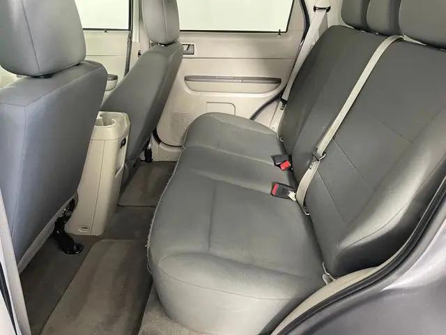 2010 Ford Escape XLS