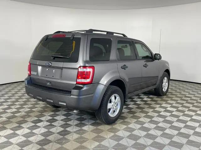 2010 Ford Escape XLS