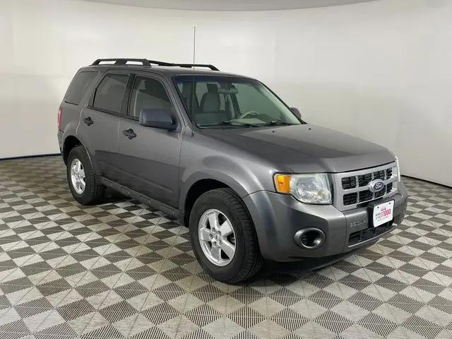 2010 Ford Escape XLS