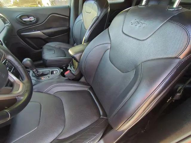 2021 Jeep Cherokee Latitude Lux 4x4