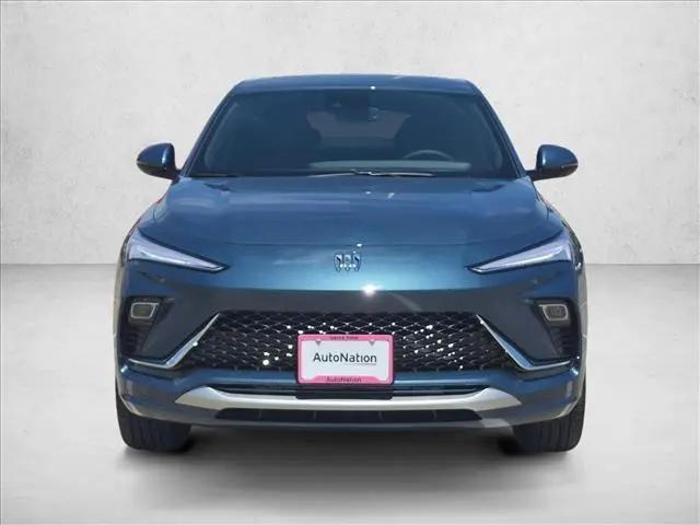 2026 Buick NV Avenir FWD