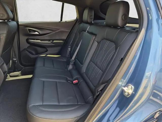 2026 Buick NV Avenir FWD