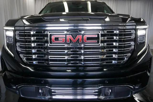 2023 GMC Sierra 1500 4WD Crew Cab Short Box Denali